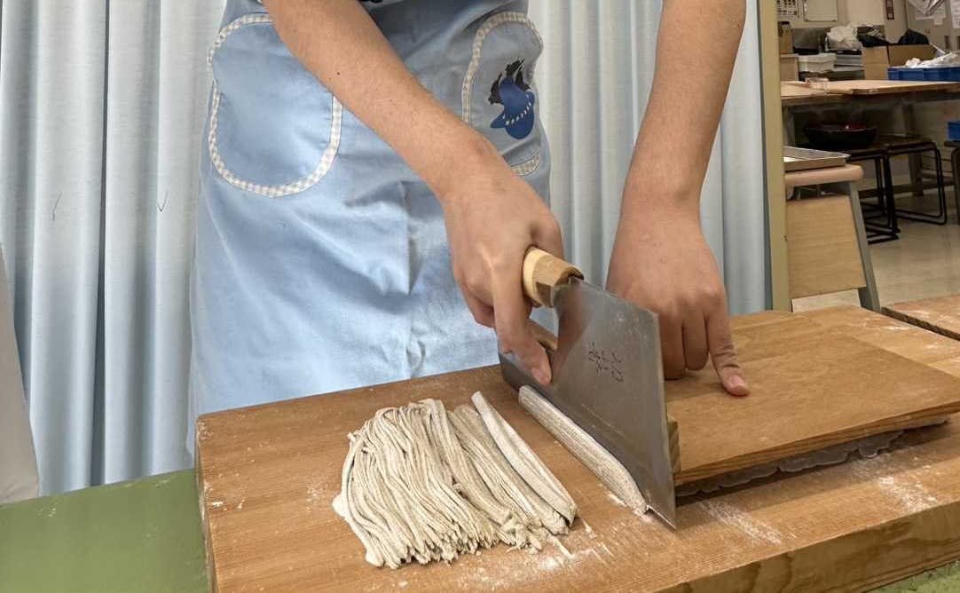 タコヤキから蕎麦打ちまで！のぞみでクッキング